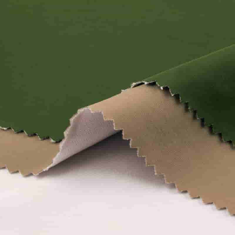 Ultralehká tkanina z recyklovaného nylonu