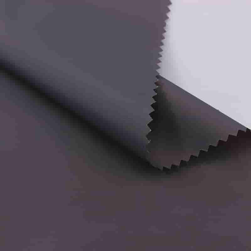 Vodotěsná tkanina z recyklovaného nylonu