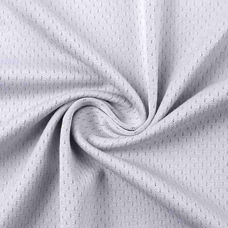 Recyklovaná polyesterová sportovní tkanina